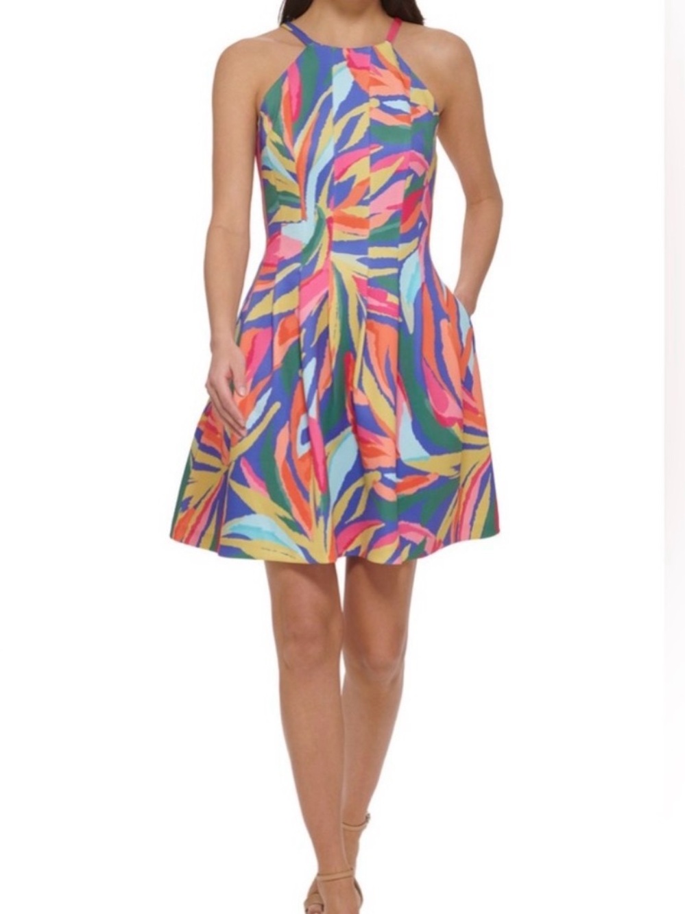 NWT Vince Camuto Multicolor Printed Scuba Halter dress size 2 size pockets